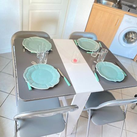 Logement entier - Wifi - Parking privatif - Piscine Appartement Le Mans Buitenkant foto
